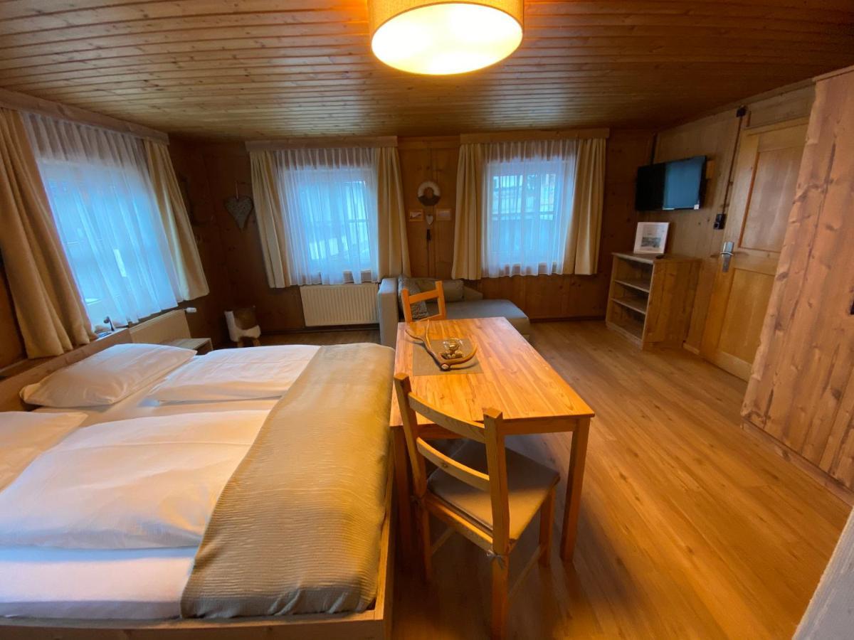 Bed and Breakfast Haus Walch Эльбигенальп Экстерьер фото